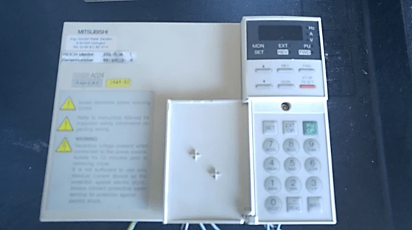 MITSUBISHI FR-A024-S2.2K-EC Inverter