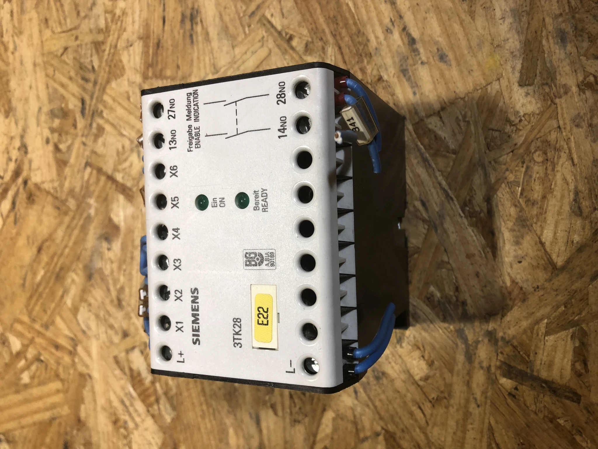 Siemens 3TK 2801-ODB4 Safety Relay